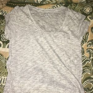 Ann Taylor Loft size M gray tee-shirt.